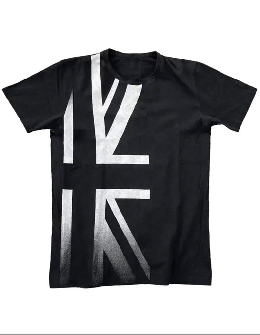 UK Black tee